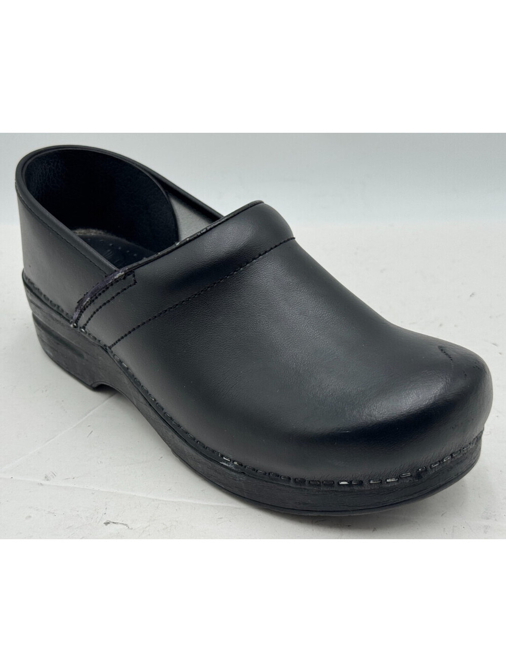 Dansko Professional Womens Clogs 10.5-11 Black Leather Round Toe Slip On Shoes